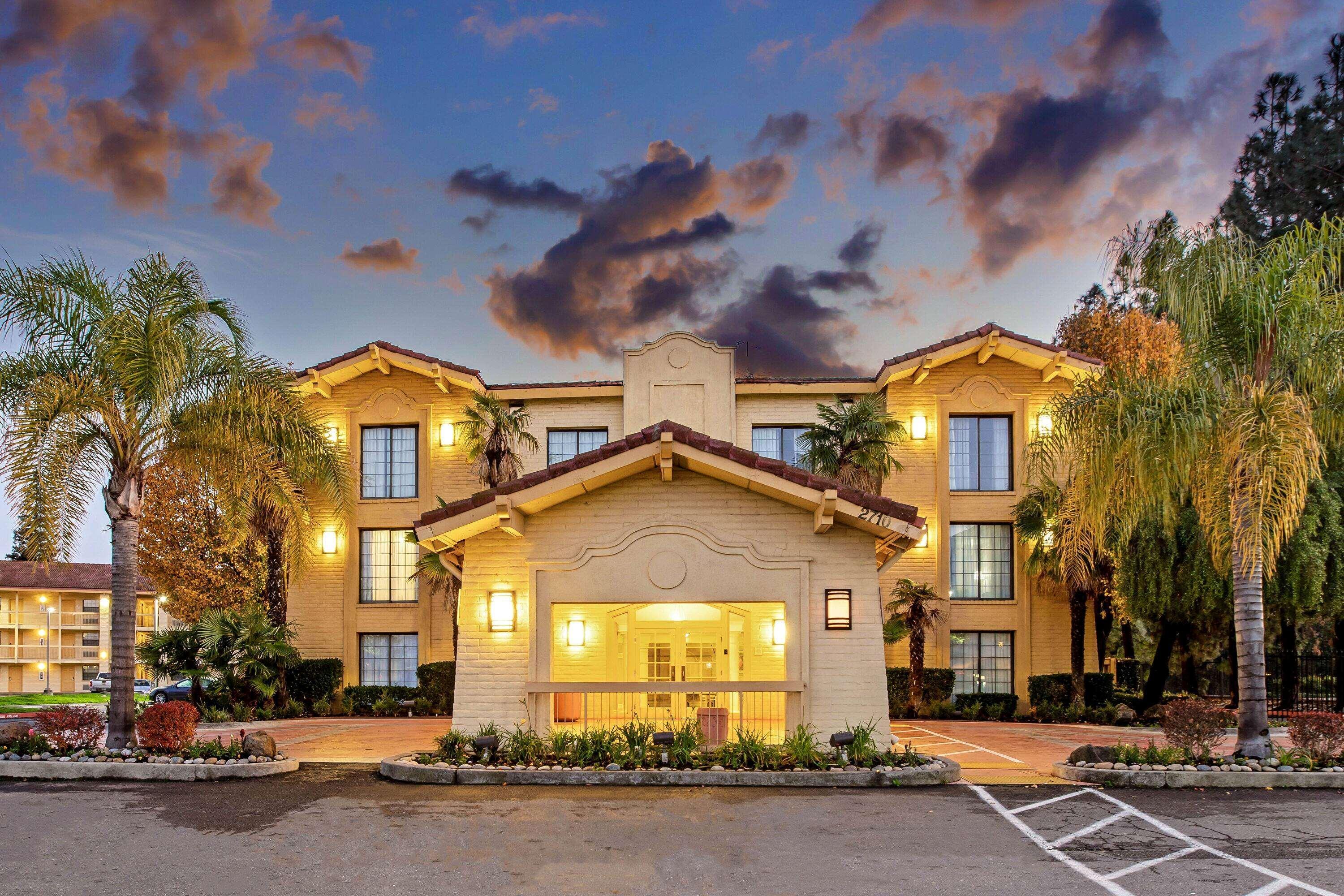 La Quinta Inn By Wyndham Стоктон Экстерьер фото