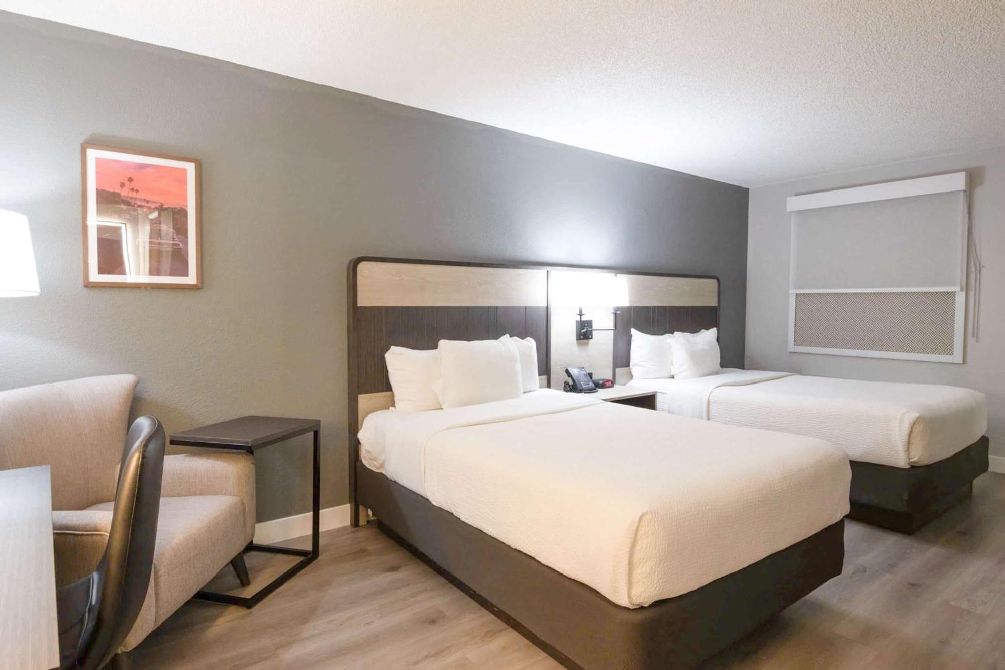 La Quinta Inn By Wyndham Стоктон Экстерьер фото