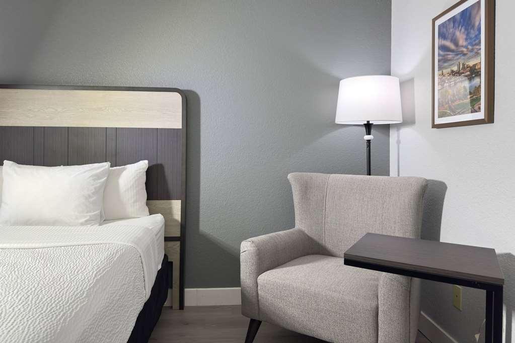 La Quinta Inn By Wyndham Стоктон Номер фото